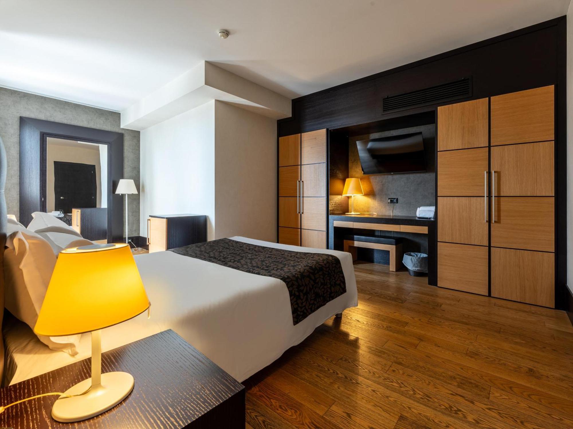 B&B Hotel Borgaro Torinese Hotel 4*